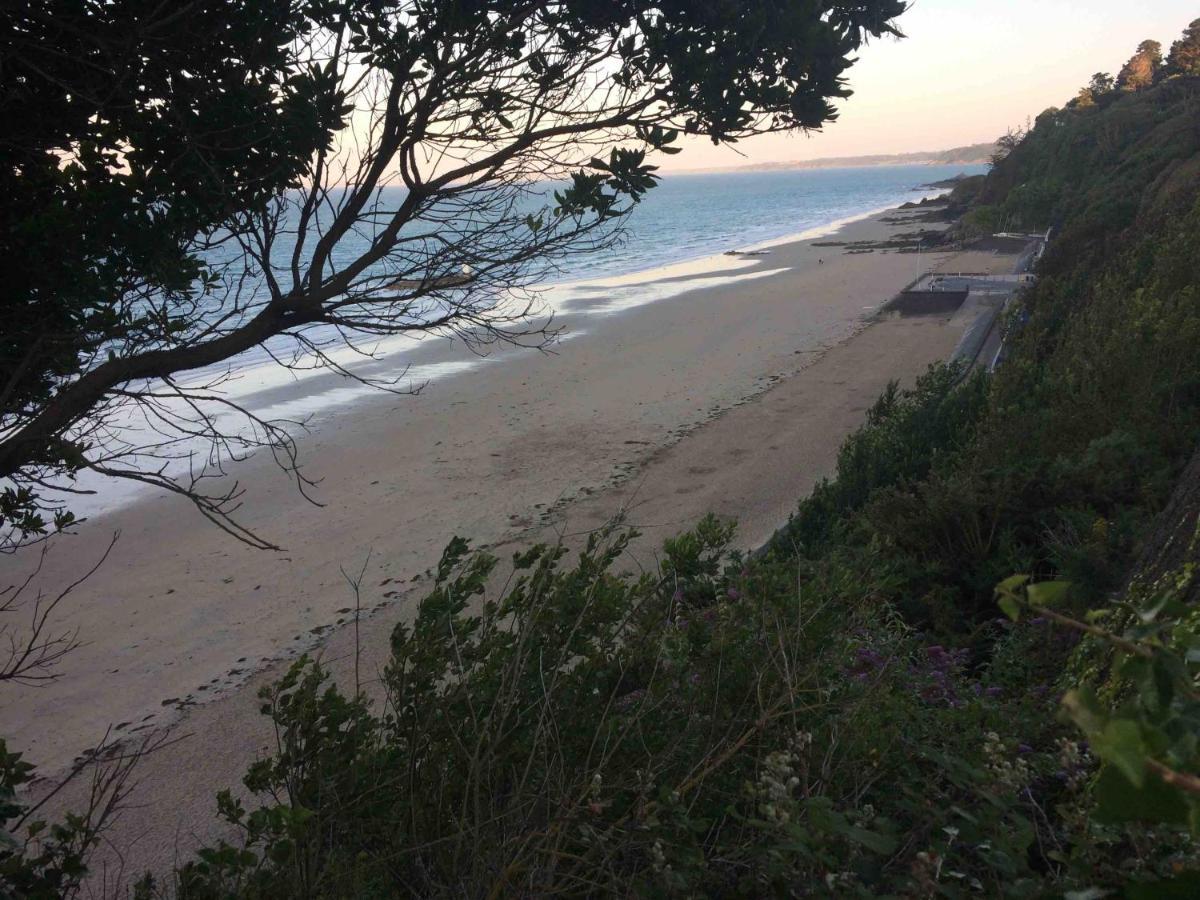 Residence Des 3 Iles, En Plein Centre-Ville, A 5 Min Des Plages, 3 Appartements Neufs Étables Zewnętrze zdjęcie
