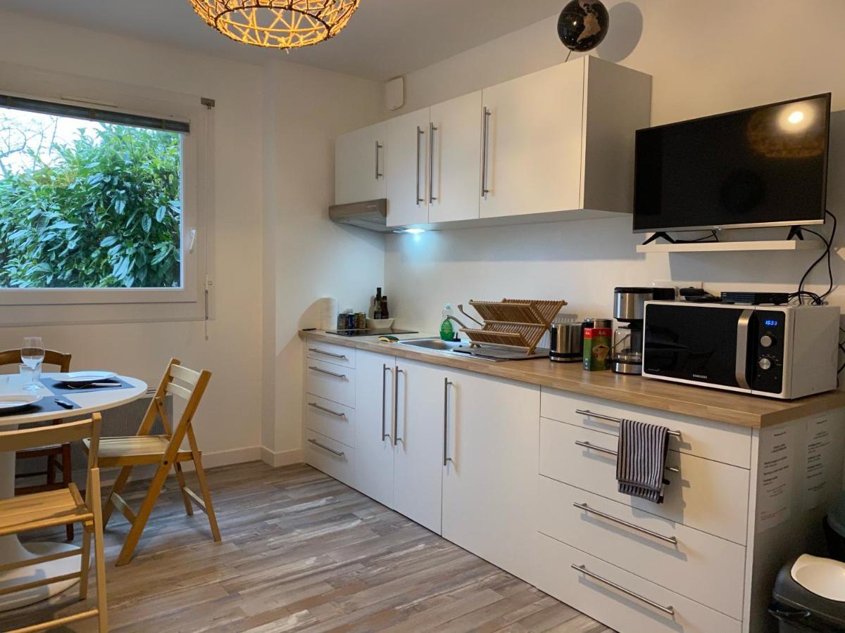 Residence Des 3 Iles, En Plein Centre-Ville, A 5 Min Des Plages, 3 Appartements Neufs Étables Zewnętrze zdjęcie